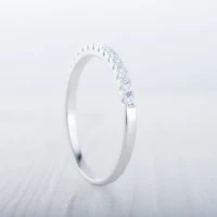 /public/photos/live/1.8mm wide Moissanite Half Eternity ring-1088 (9).webp